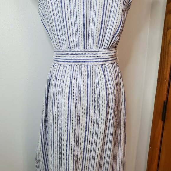 Briggs Women's Linen Blend Size XS Tiered Flutter Cap Sleeve Dress White Blue - Picture 7 of 15